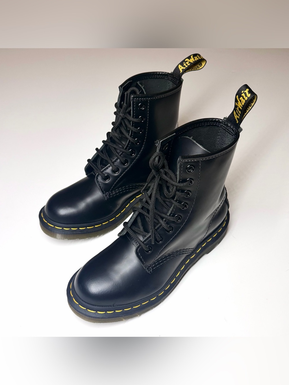 Dr. Martens Junior Unisex  1460 Smooth Leather Lace Up Boots Size-Boys 4 /Girl 5